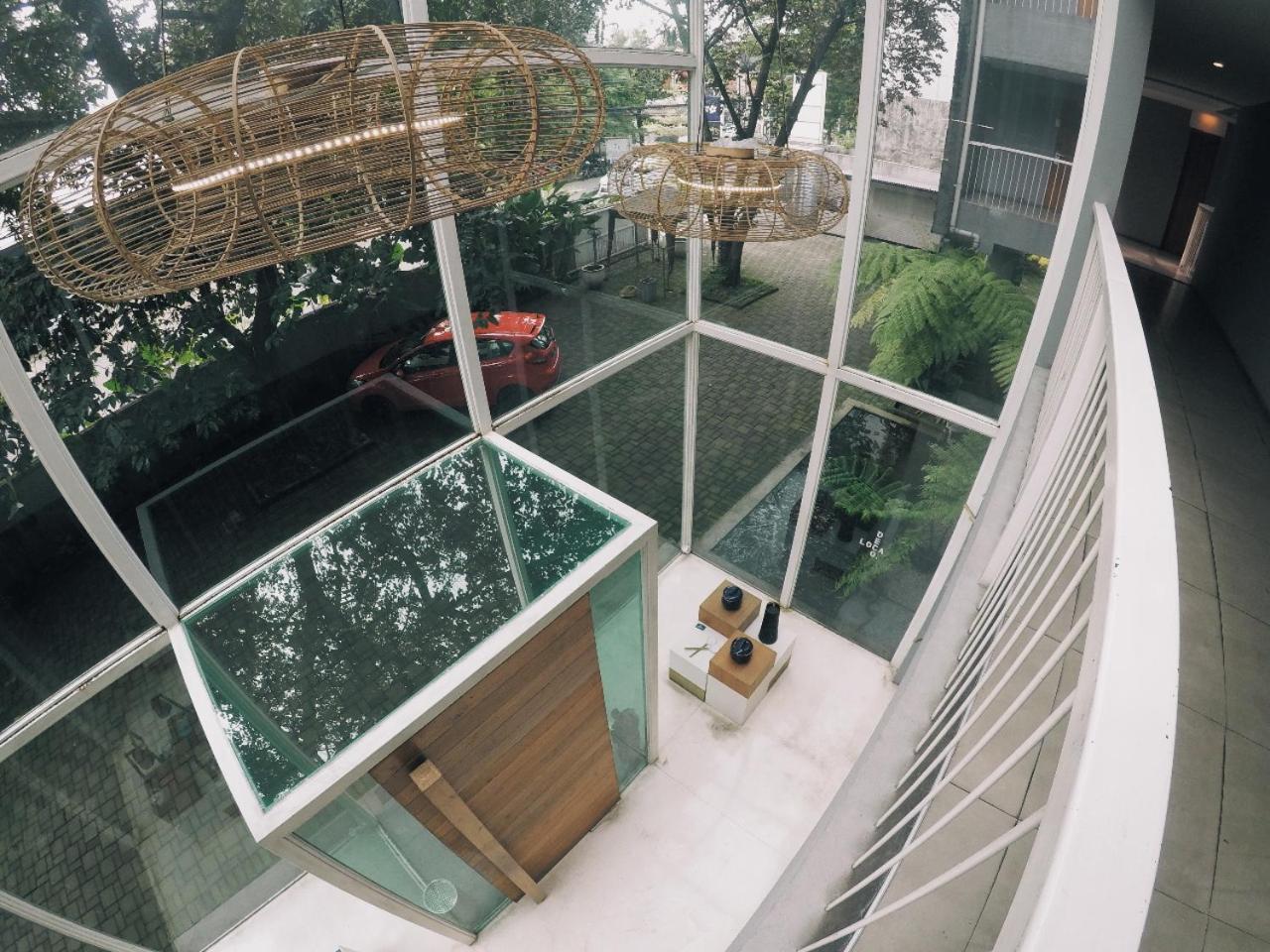 2510 Urbanliving Jakarta Bagian luar foto