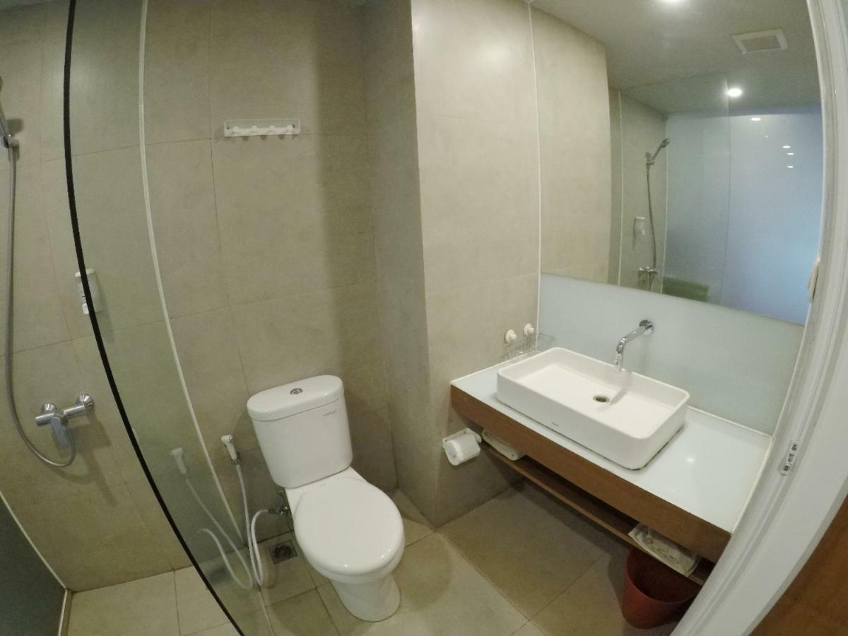 2510 Urbanliving Jakarta Bagian luar foto